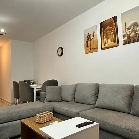 Luxury Inn: 3Br Amazing Garden View In Madinaty B6 Exterior photo