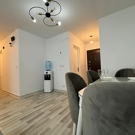 Luxury Inn: 3Br Amazing Garden View In Madinaty B6 Exterior photo