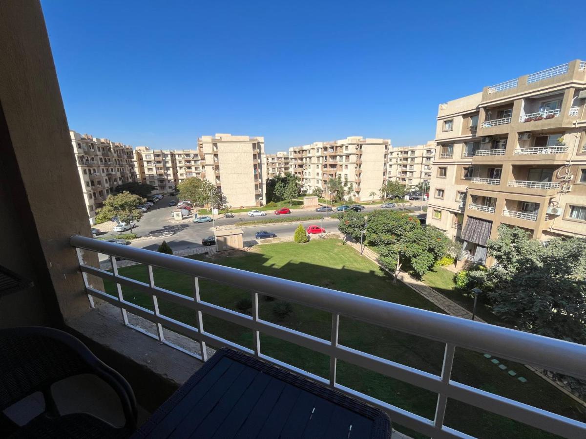 Luxury Inn: 3br Amazing Garden View In B6 Apartment