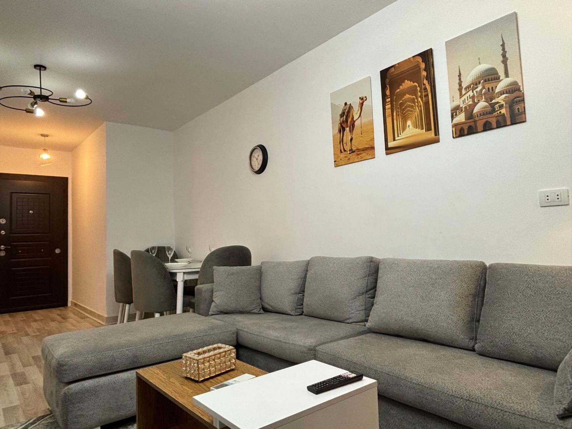Apartment Luxury Inn: 3br Amazing Garden View In B6 *